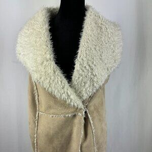 Dylan by True Grit Women's Cozy Soft Shaggy Faux Suede Fur Vest